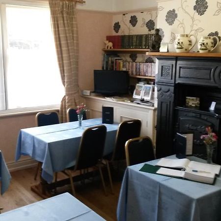 פאטלי ברידג' Lyndale Guest House מראה חיצוני תמונה