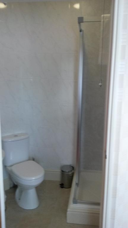 פאטלי ברידג' Lyndale Guest House חדר תמונה