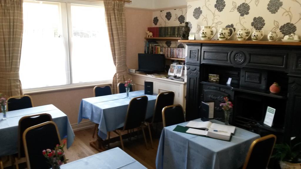 פאטלי ברידג' Lyndale Guest House מראה חיצוני תמונה